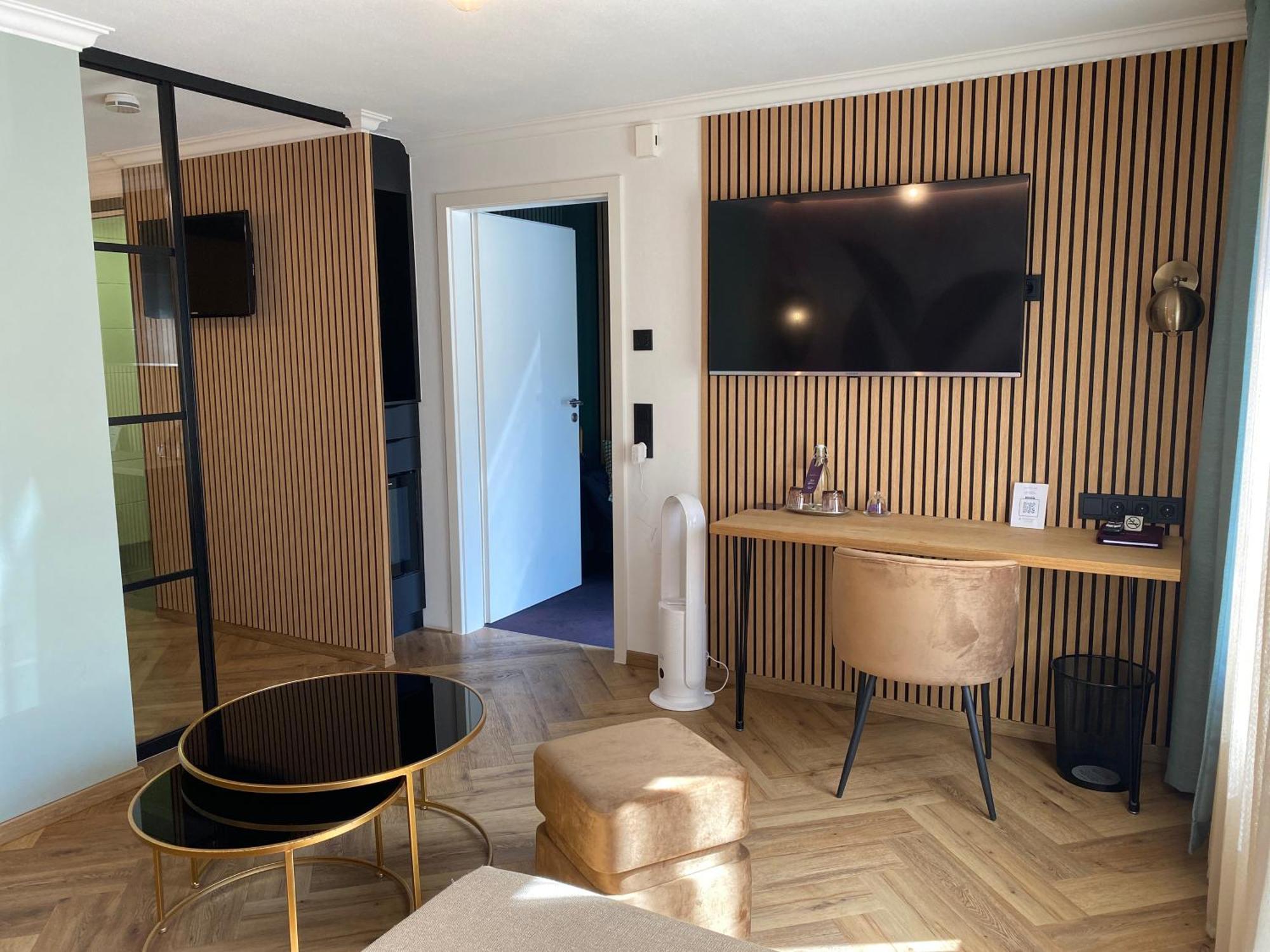 Boutique - Hotel Zum Schloss Amtzell エクステリア 写真